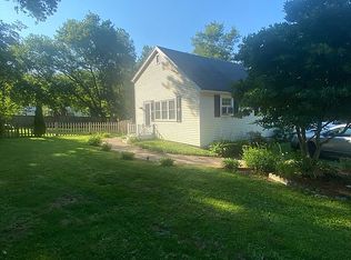 40 Shady Ln, Bennington, VT 05201