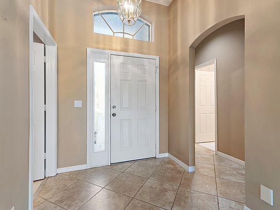 5th image of 17240 Shoals Drive