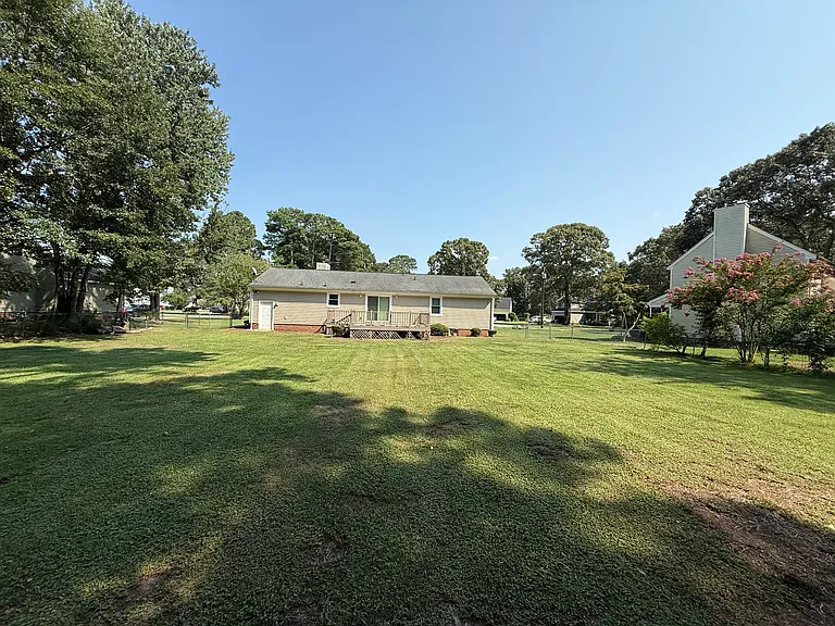 603 Cynthia Ct — Photo 11