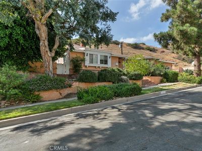 8515 Petaluma Dr, Sun Valley, CA, 91352