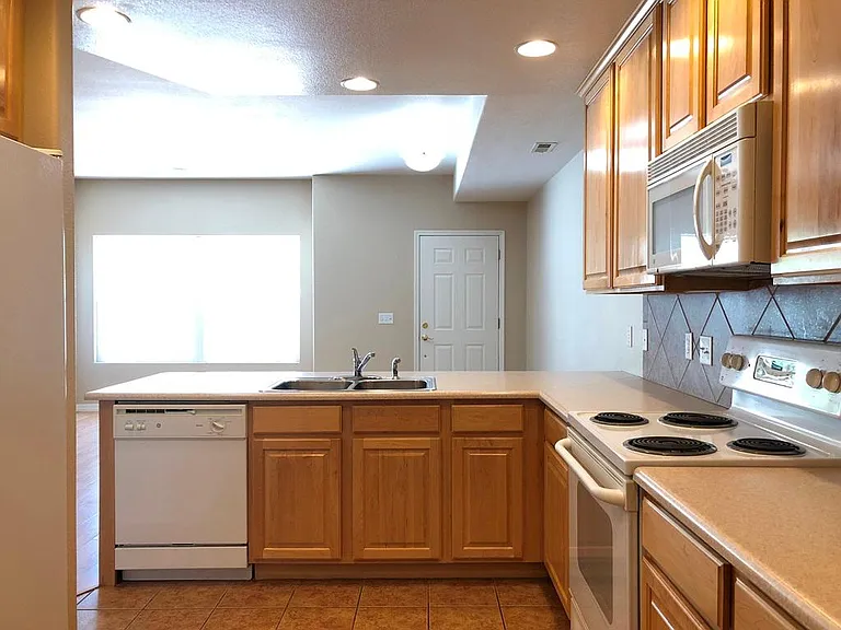 4376 Prestige Point — Photo 6