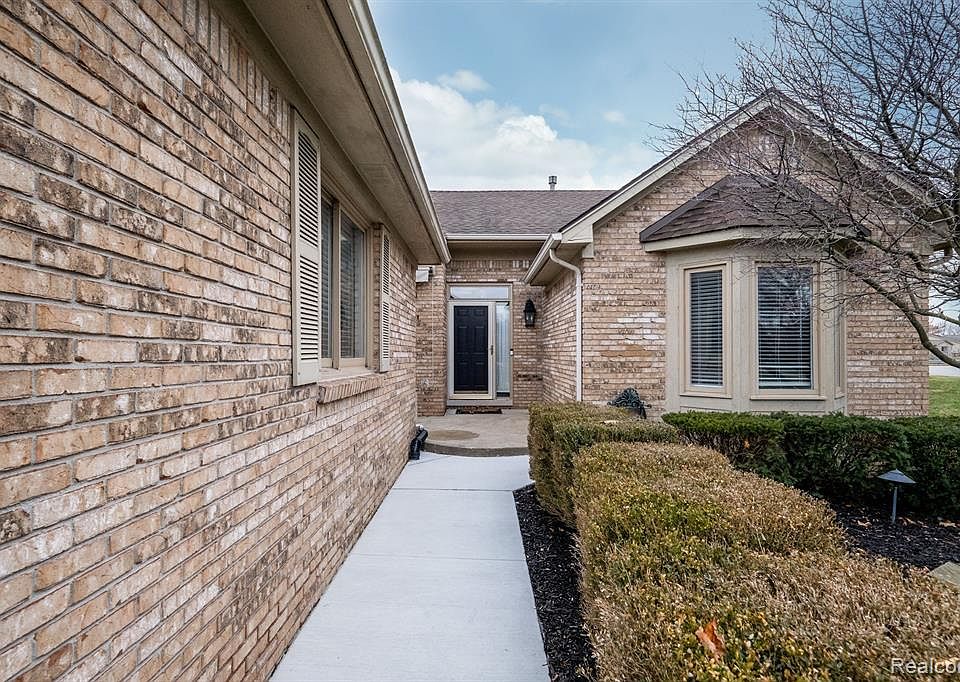 41691 Westbury Ln Clinton Township, MI Zillow