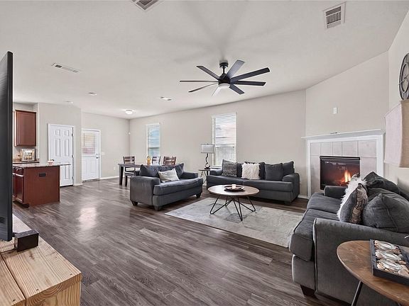 5th image of 14602 Jasper Stream Ct