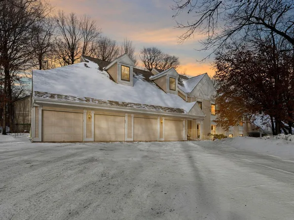 15630 26th Ave N APT B, Plymouth, MN 55447