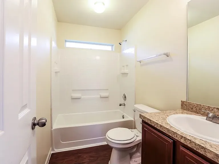 21423 Jamals Way — Photo 3