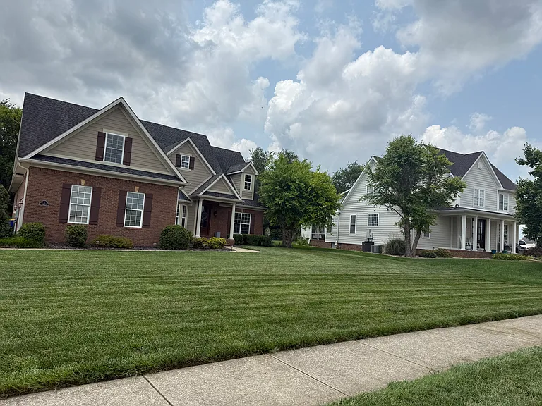 1425 Riva Ridge Ave — Photo 2