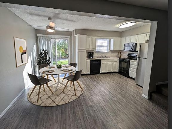 4th image of 1764 SE Timbercreek Ct #1764