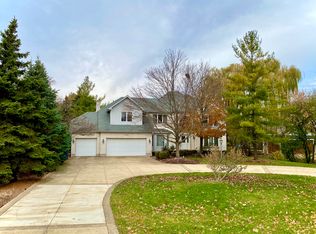 4214 Venard Rd, Downers Grove, IL 60515