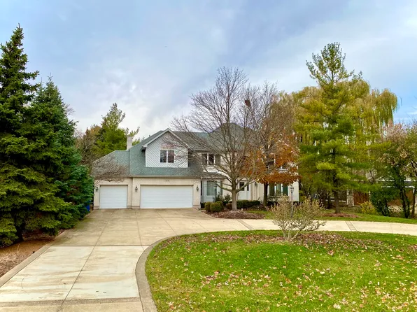 4214 Venard Rd, Downers Grove, IL 60515