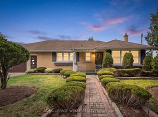 7 Admiral Rd, Kitchener, ON N2M1R2