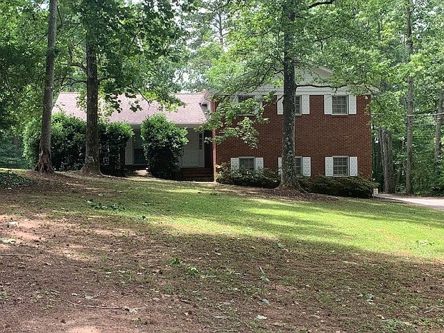 1st image of 2219 Scenic Dr