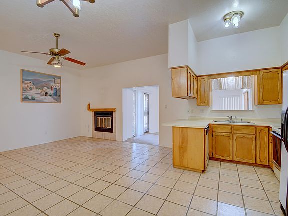 3rd image of 7116 Tesuque Dr NW