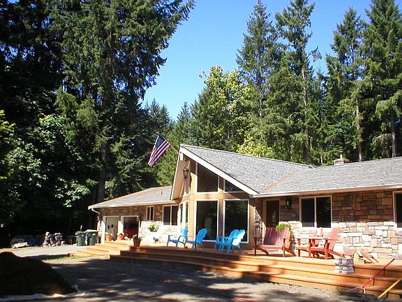 2011 new stone house front