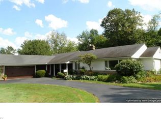 11509 Woodiebrook Rd, Chardon, OH 44024
