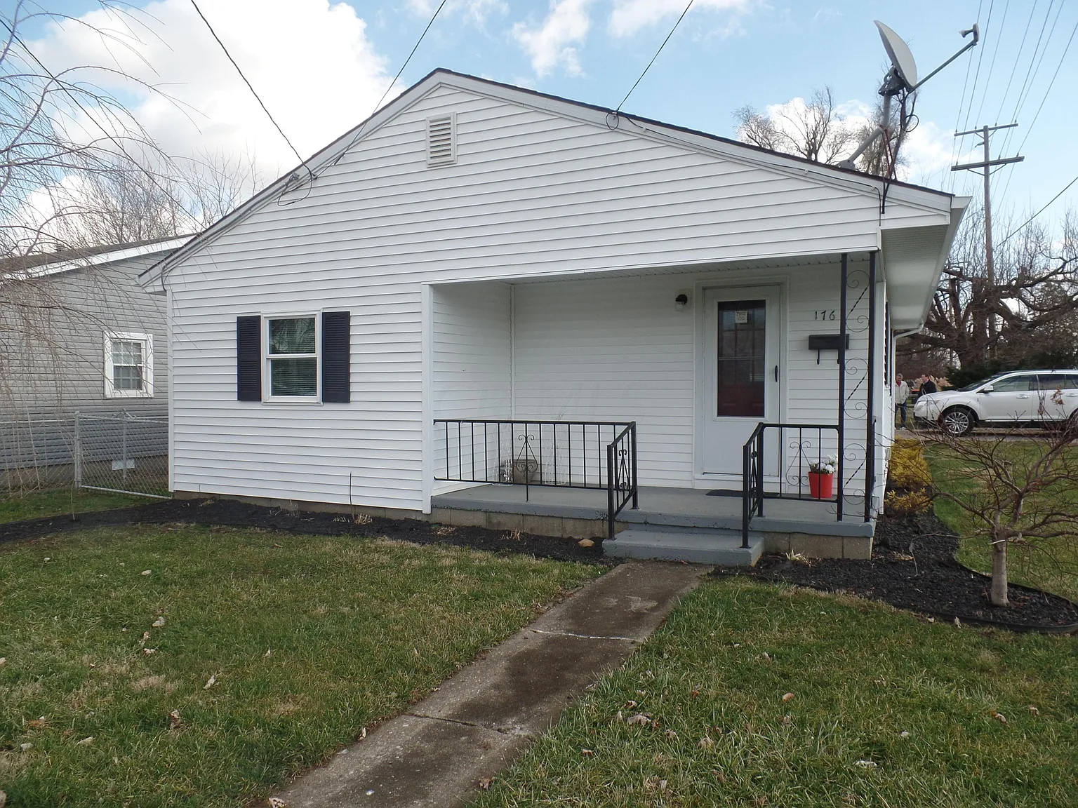 176 Obannon Ave photo 1