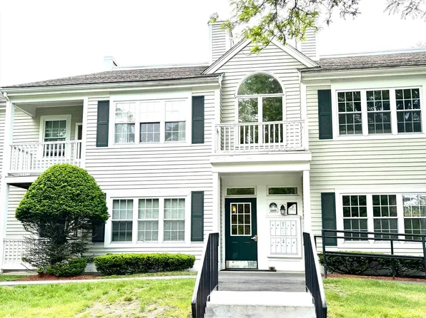 1000 Spring Valley Dr #G, Andover, MA 01810
