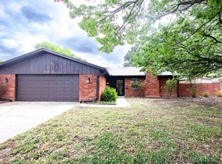 1924 9th Ave NW, Ardmore, OK 73401