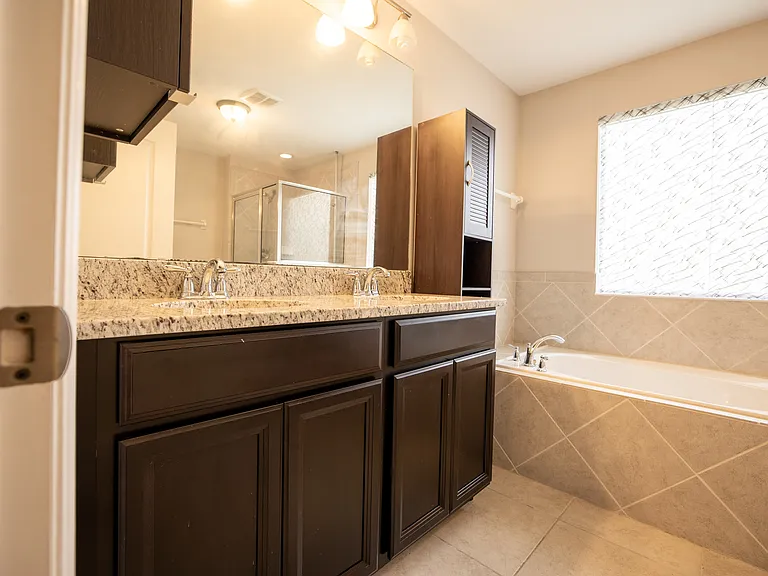 5972 Paxton Ct — Photo 61