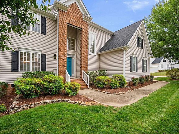 2nd image of 119 Moravia Ln