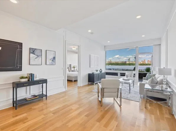 9 Somerset Lane image 5 of 46