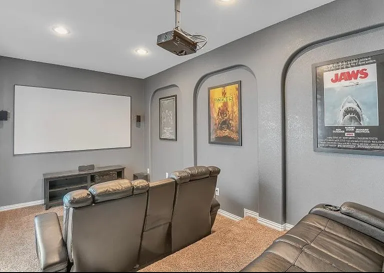 12852 Palancar Dr — Photo 20