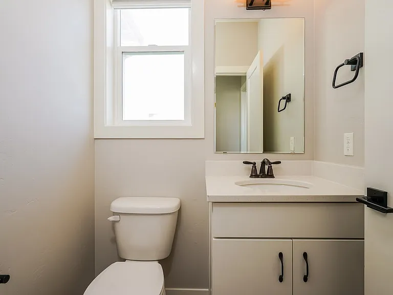1611 W Parkview Dr — Photo 15