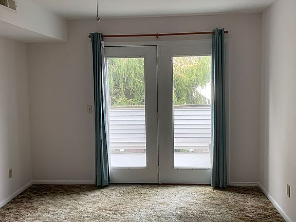 Master Doors to Balcony