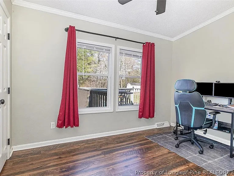 18 Five Ponds Dr — Photo 19