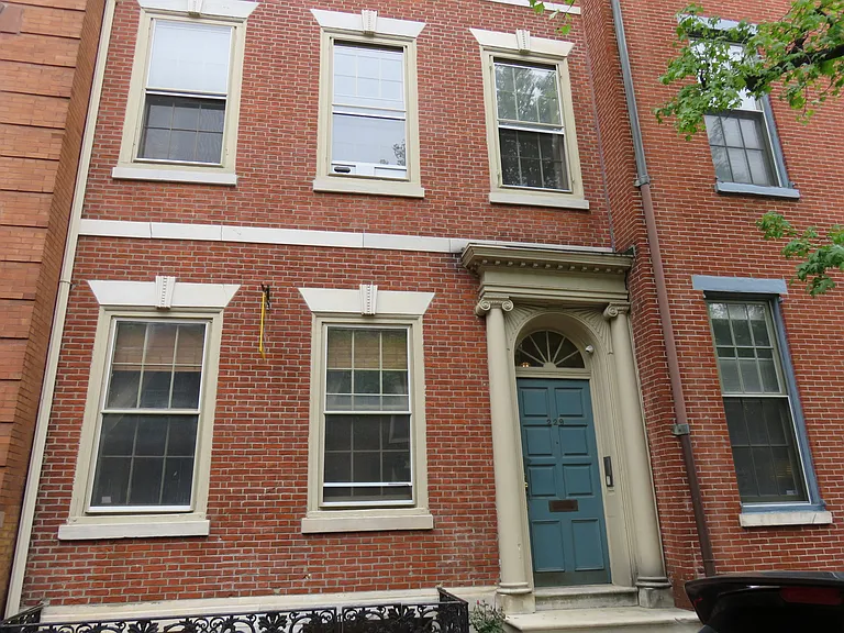 229 Pine St — Photo 5