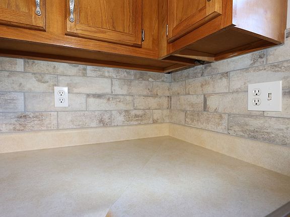 3rd image of 52 Private Drive 235