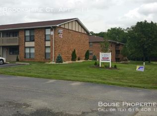 1029 Brookshire Ct APT 11, Belleville, IL 62221