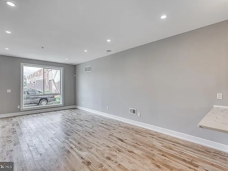 2103 N Philip St — Photo 20