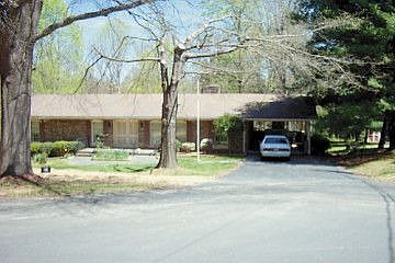 2nd image of 611 Spring St
