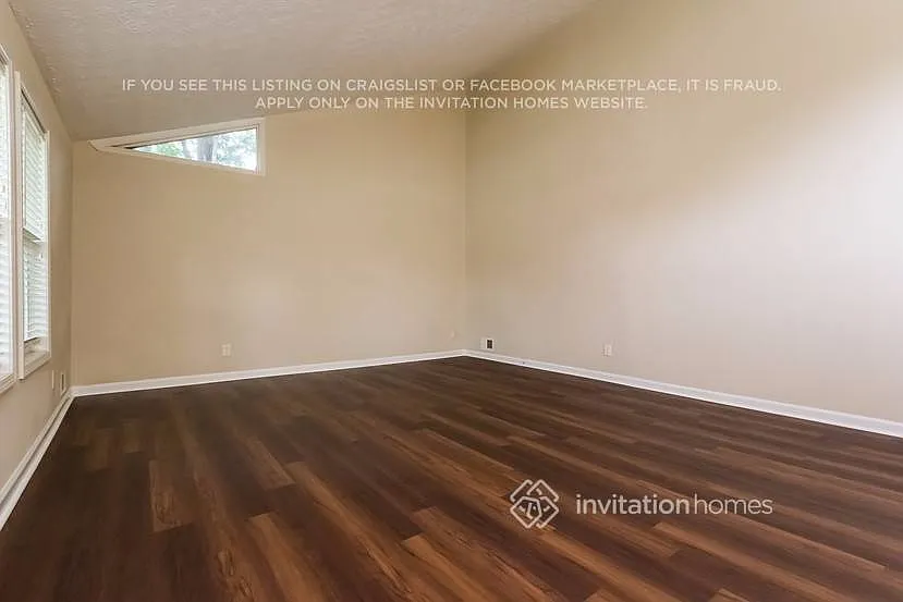 5345 N Fork Dr SW Lilburn, GA 30047 — Photo 3