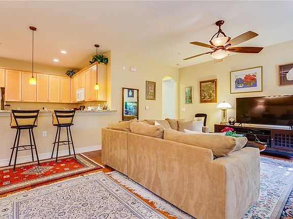 5th image of 9088 Chula Vista St #108-3