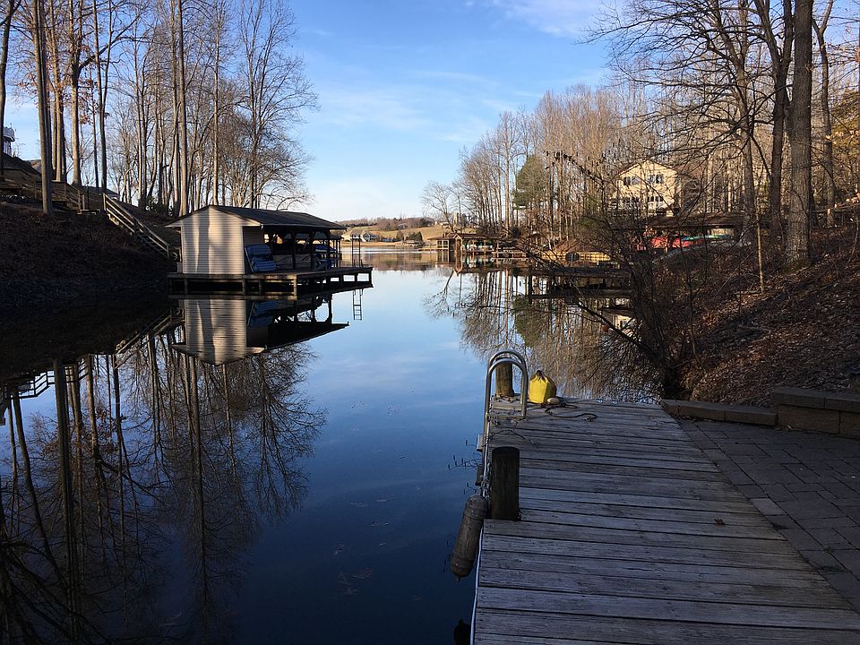2nd image of 6206 Belmont Rd