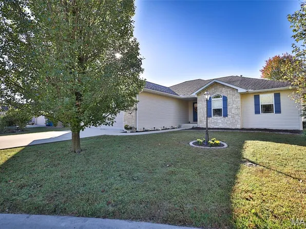 404 Pheasant Ct, Worden, IL 62097