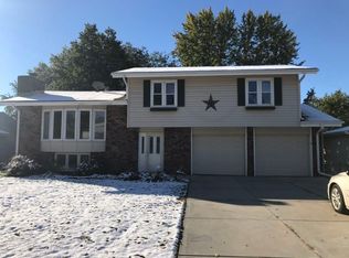 14727 Arbor St, Omaha, NE 68144