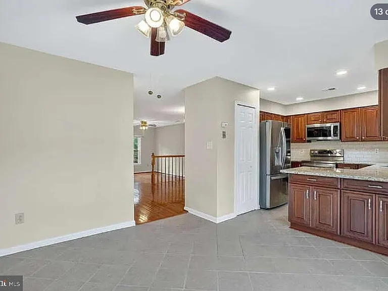 7427 Salford Ct — Photo 13