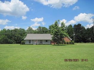8649 Wolfe Rd, Columbus, MS 39705
