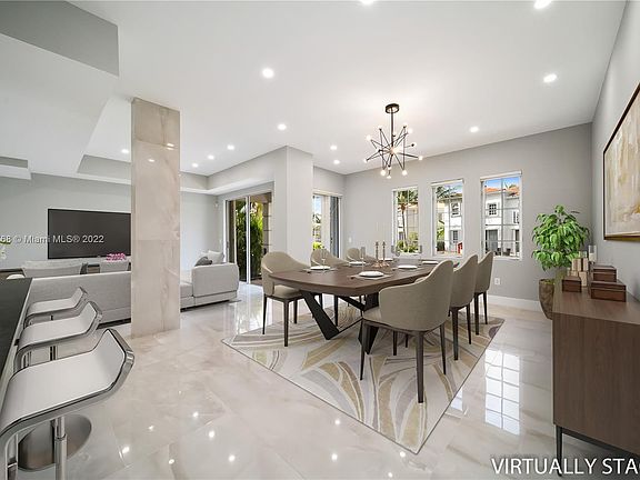 4th image of 20828 NE 32nd Ave