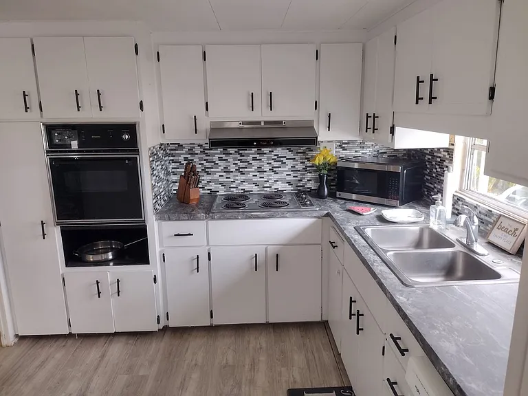 4915 Winged Foot Ave — Photo 3
