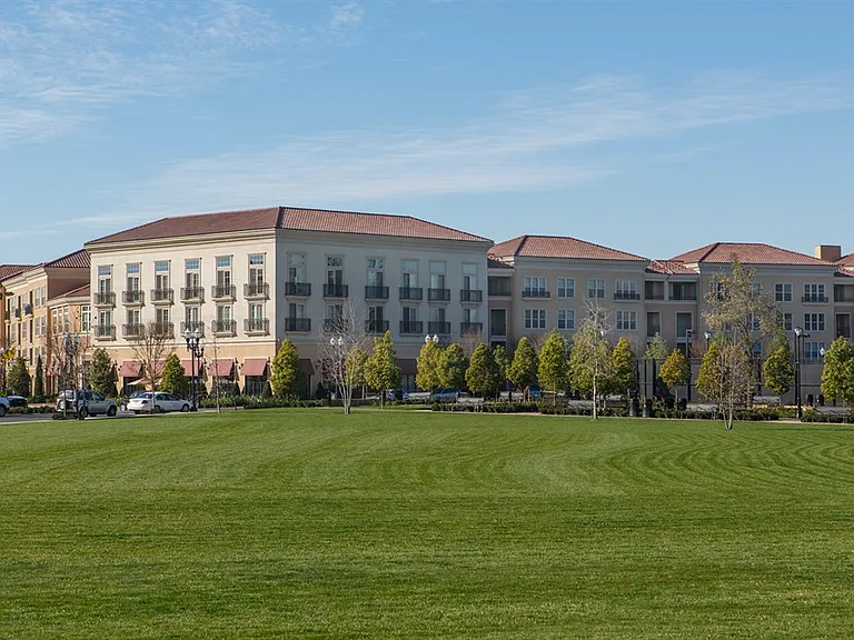 Crescent Village Apartment Homes — Photo 8