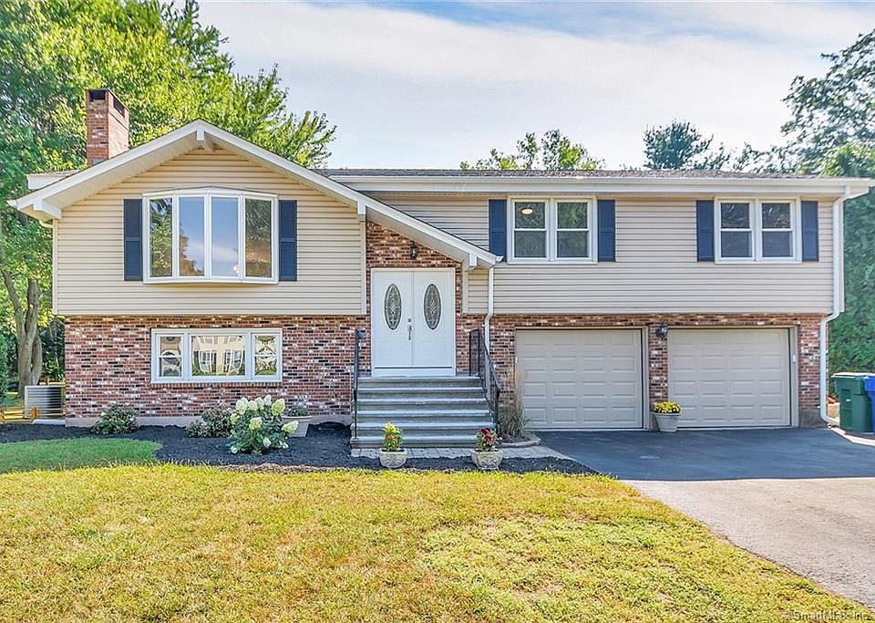 1st image of 37 Lefoll Blvd