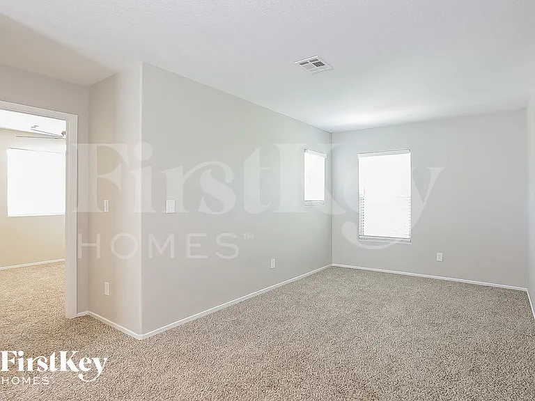 9120 Patrick Henry Ave — Photo 13