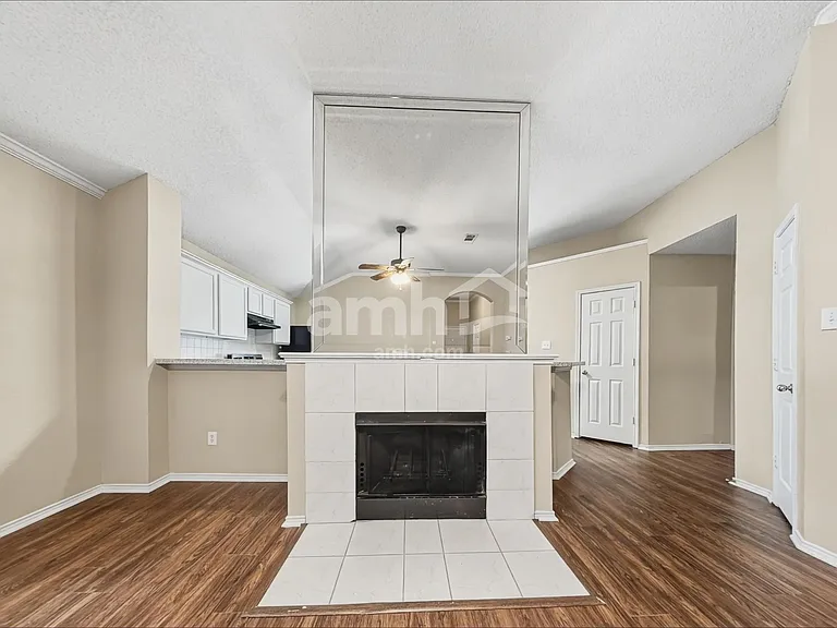 649 Babbling Brook Dr — Photo 6