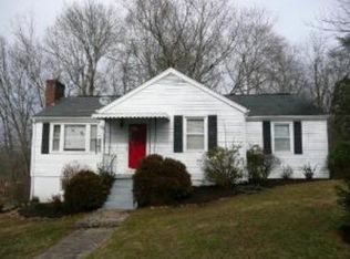 6114 Easton Rd, Knoxville, TN 37920