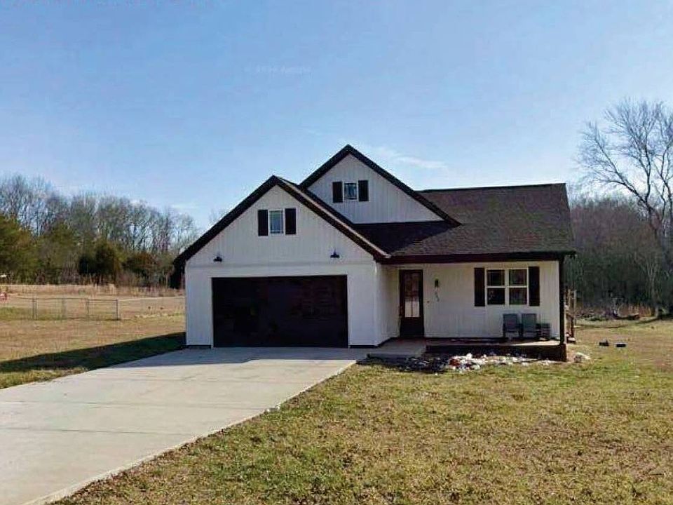 2nd image of 466 Bill Fuson Rd