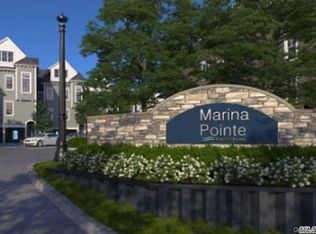 237 Marina Pointe Dr #237, East Rockaway, NY 11518