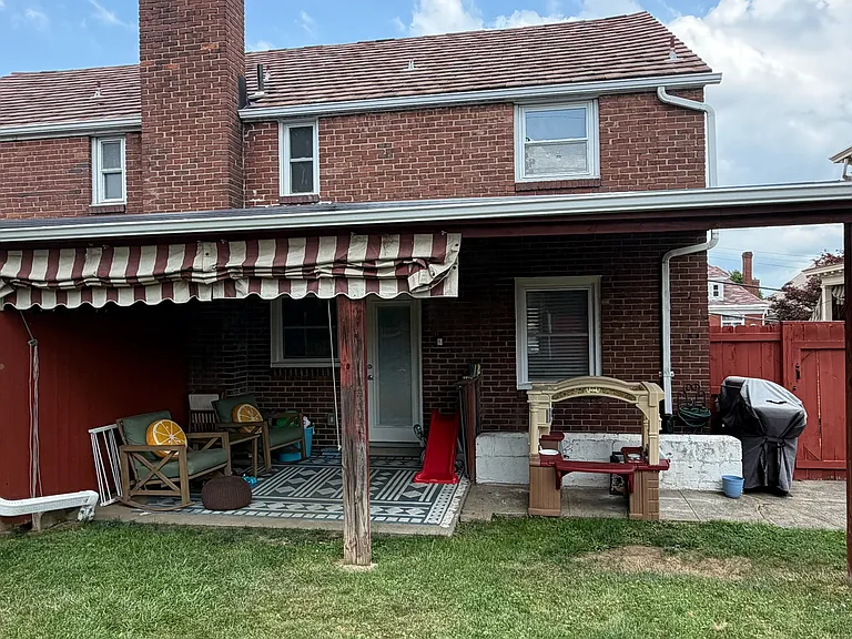 526 Bellaire Ave — Photo 28